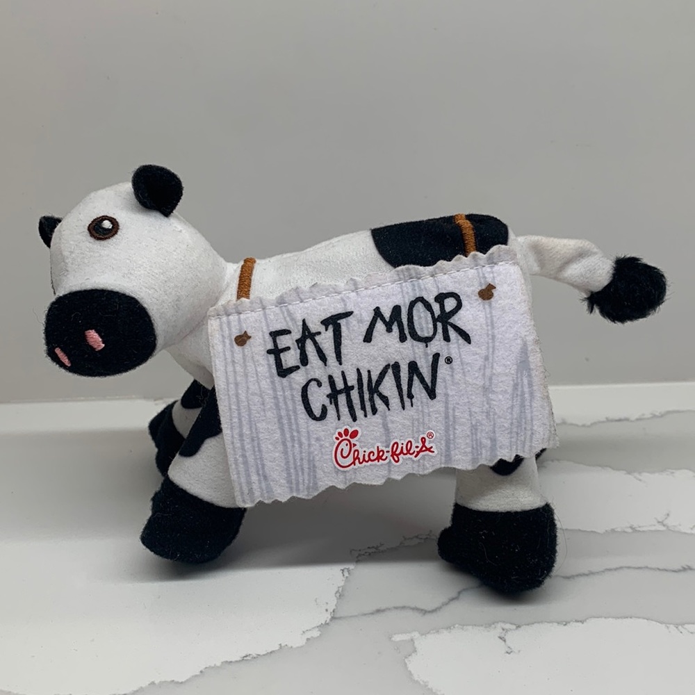Chick-Fil-A Stuffed Plush Cow 6"
